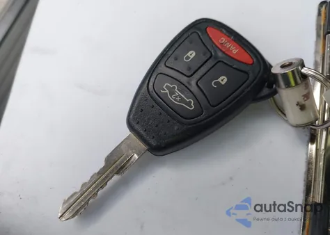 2006 Chrysler 300 Touring из США, поврежденный, VIN 2C3KA53G56H506024